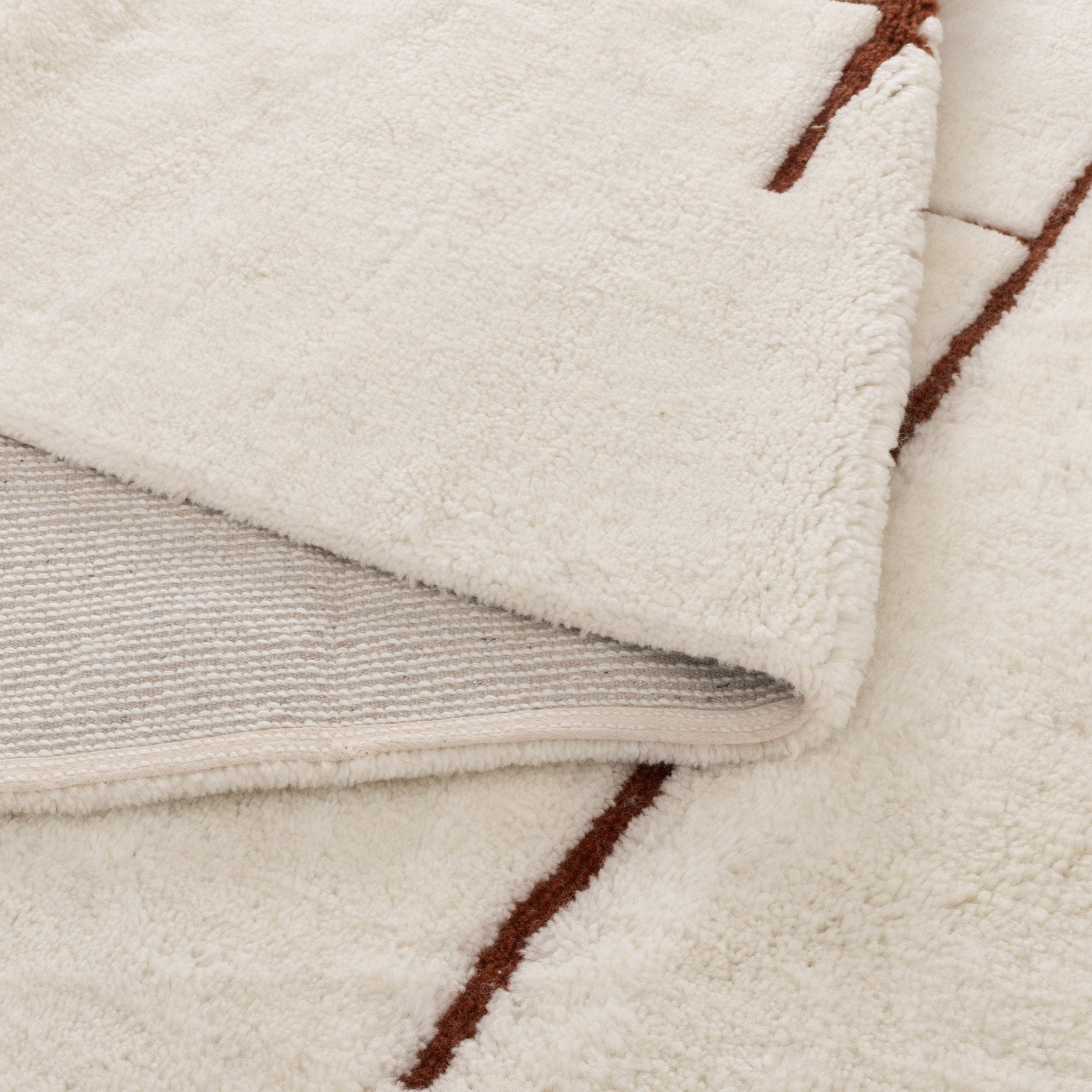 Highlands Abstract Terracotta Lines Washable Wool Rug