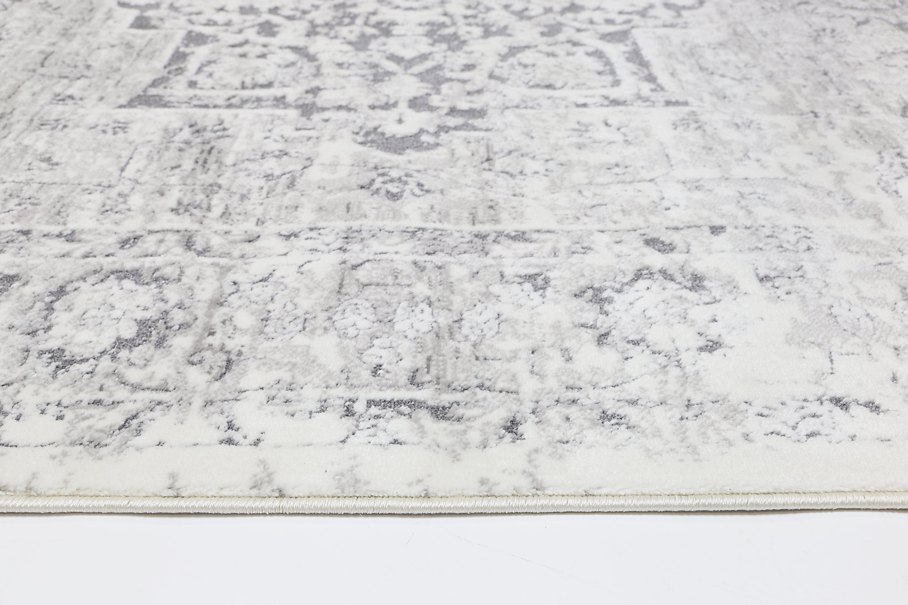 Bohemian Paradise Classic Vintage Grey Rug - 09GREY