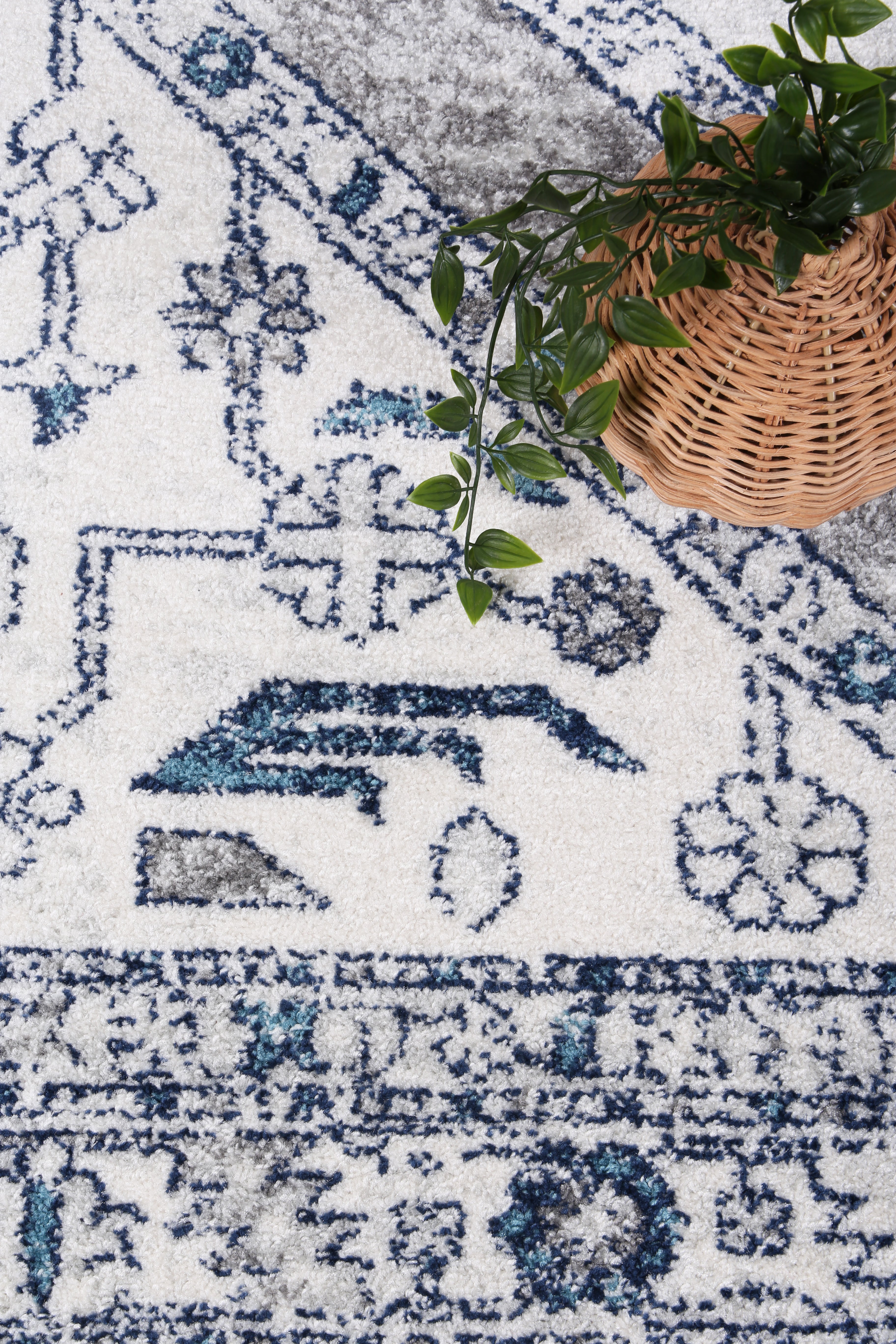 Provence Estve Navy Cream Ancient Rug - PROV24